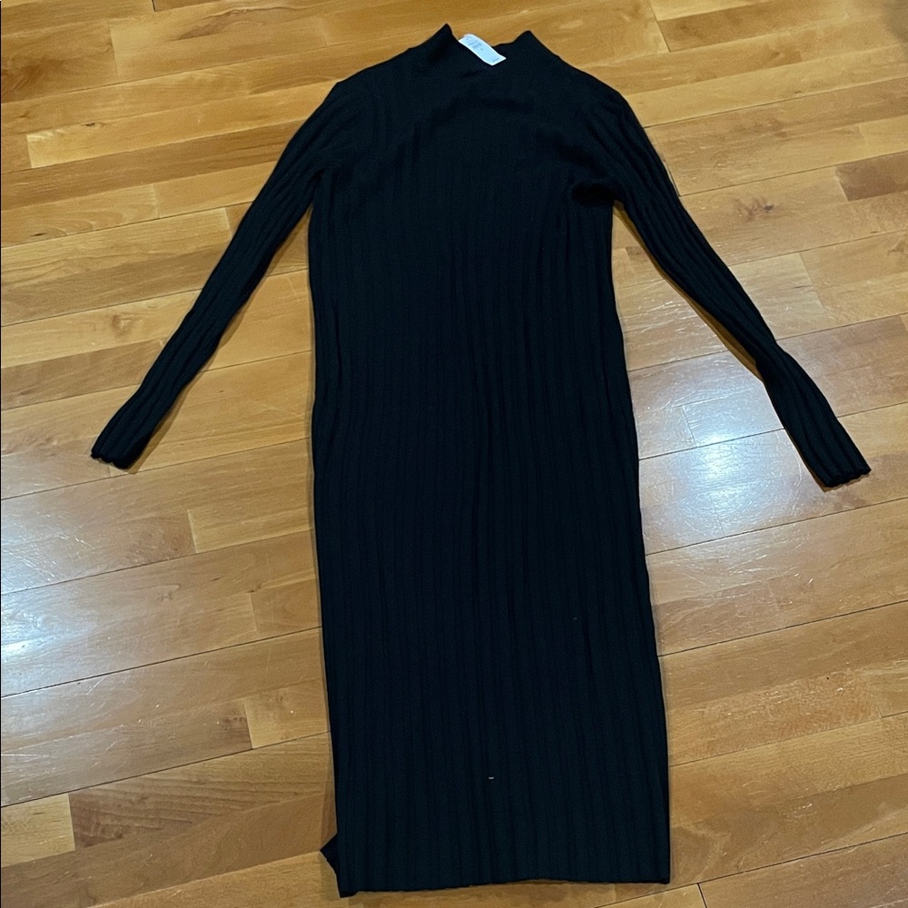 GAP Elegant Black Long Sleeve Dress